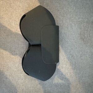 Black airpod max Case
